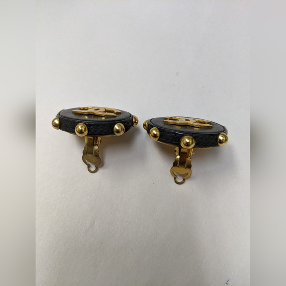 Vintage Chanel CC Leather Earrings #792 - Picture 7 of 10